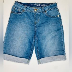 Bermuda blue Jean shorts size 10/12
